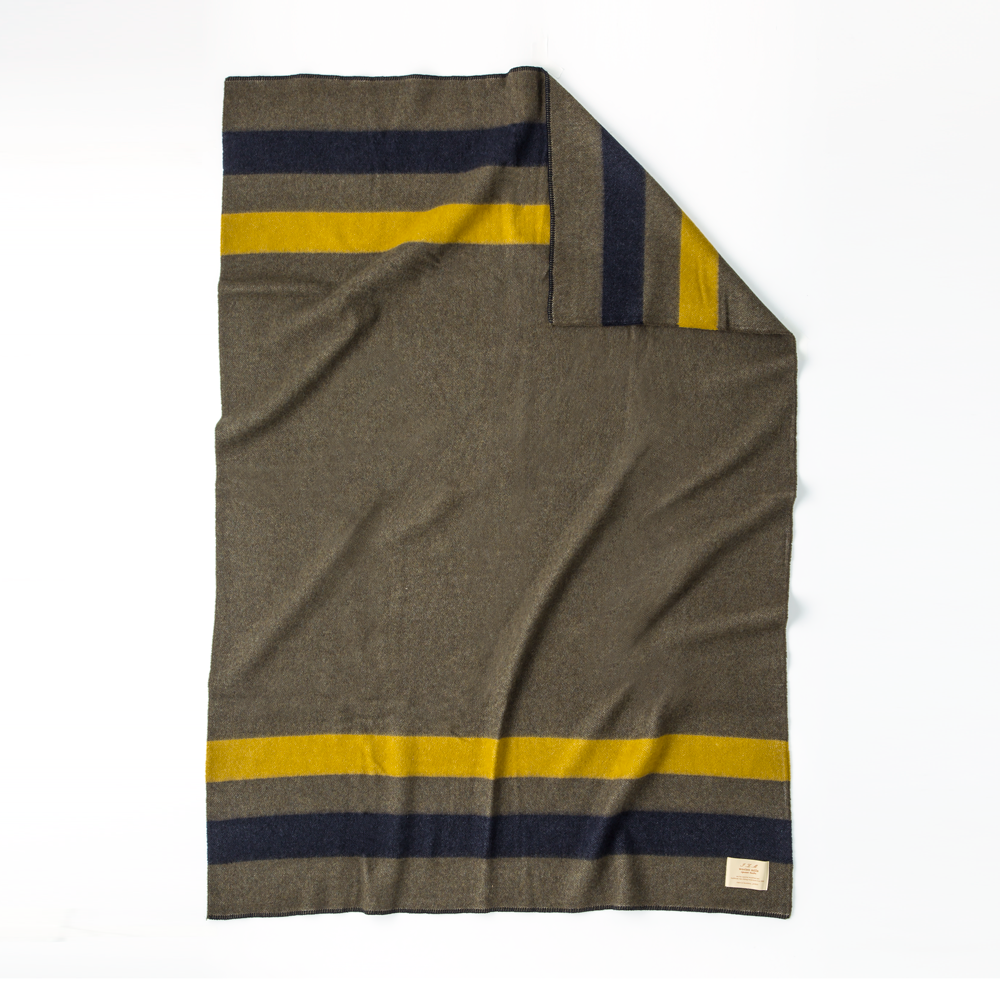Wool Blanket / Border KHAKI – BasShu Online Store