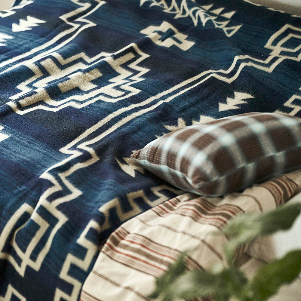 NEW Wool Blanket / BLUE – BasShu Online Store