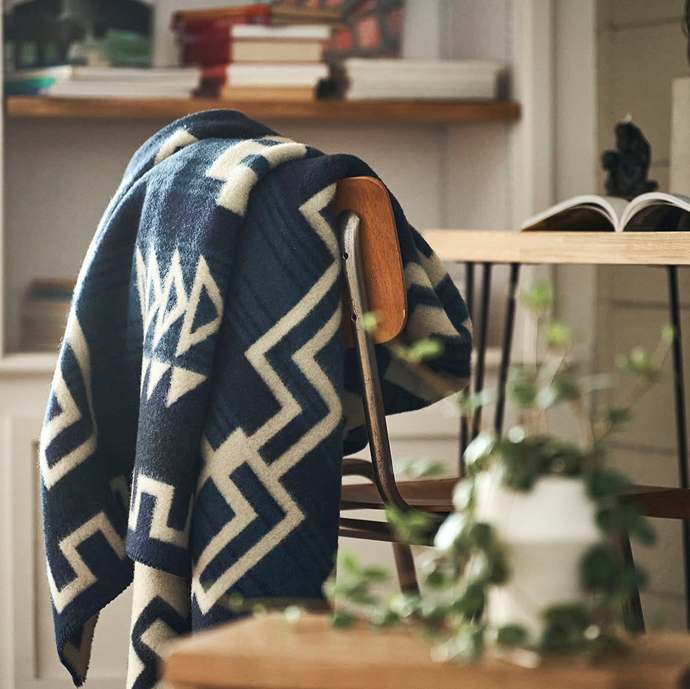 NEW Wool Blanket / BLUE – BasShu Online Store